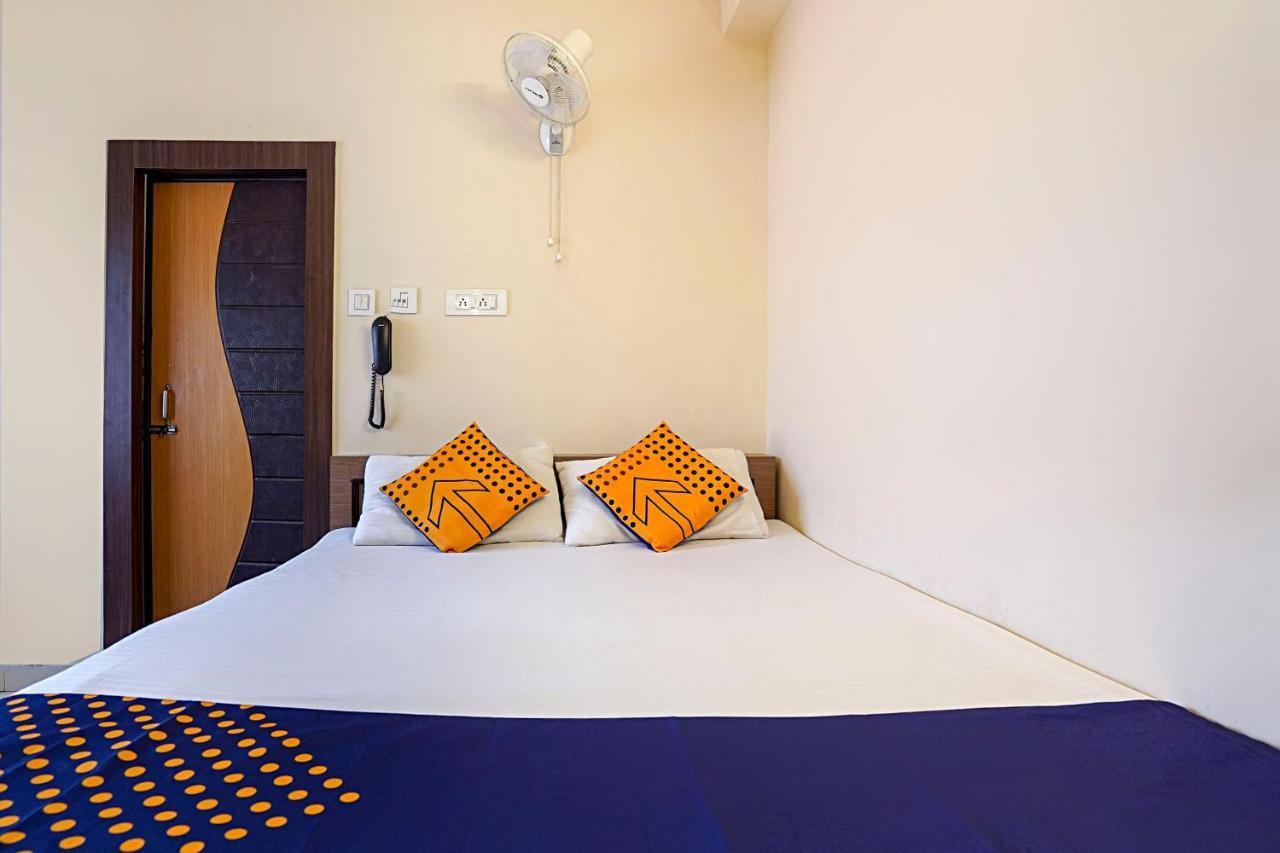 Hotel O Trisha Guest House Dum Dum Екстериор снимка