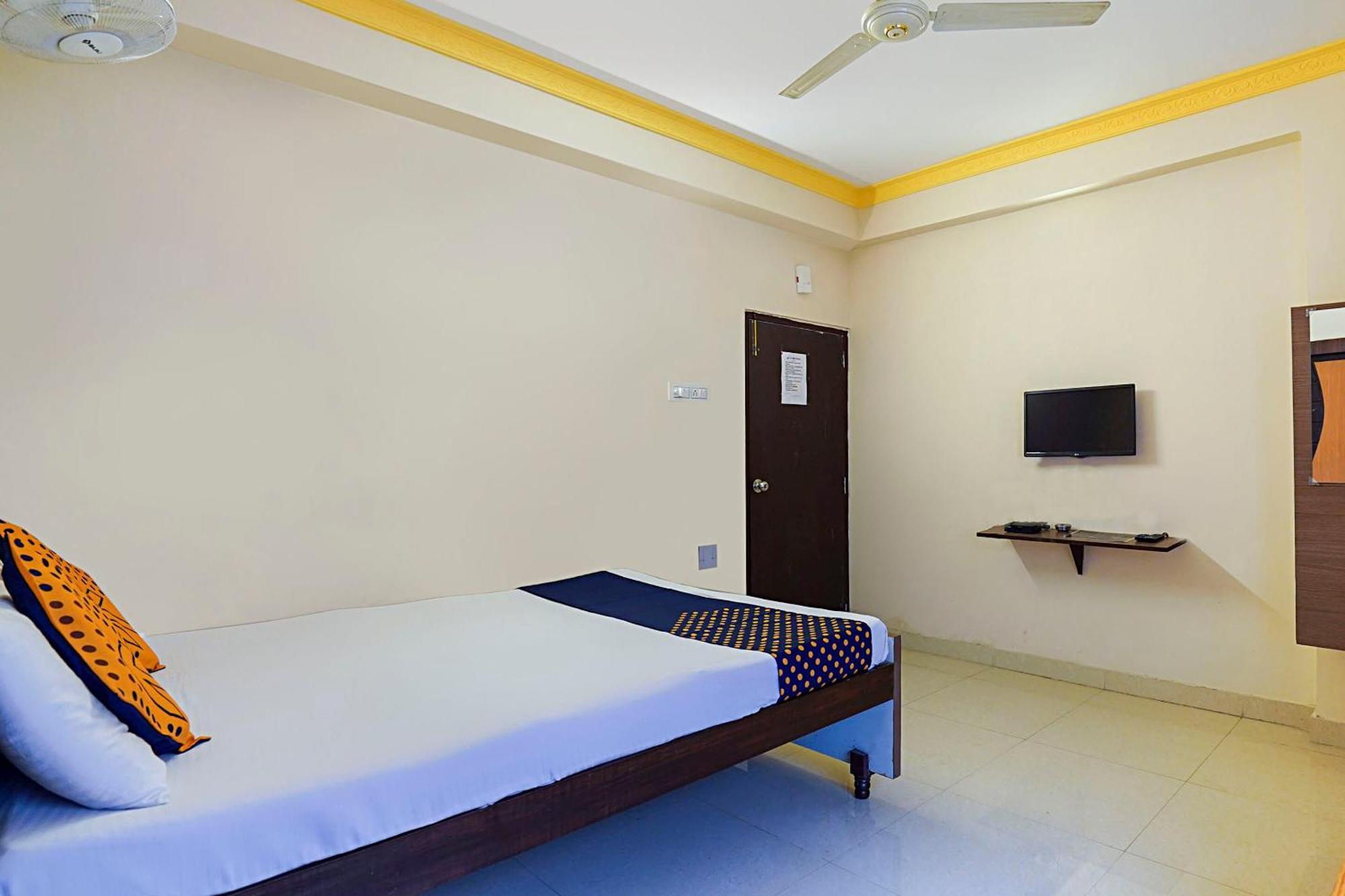 Hotel O Trisha Guest House Dum Dum Екстериор снимка