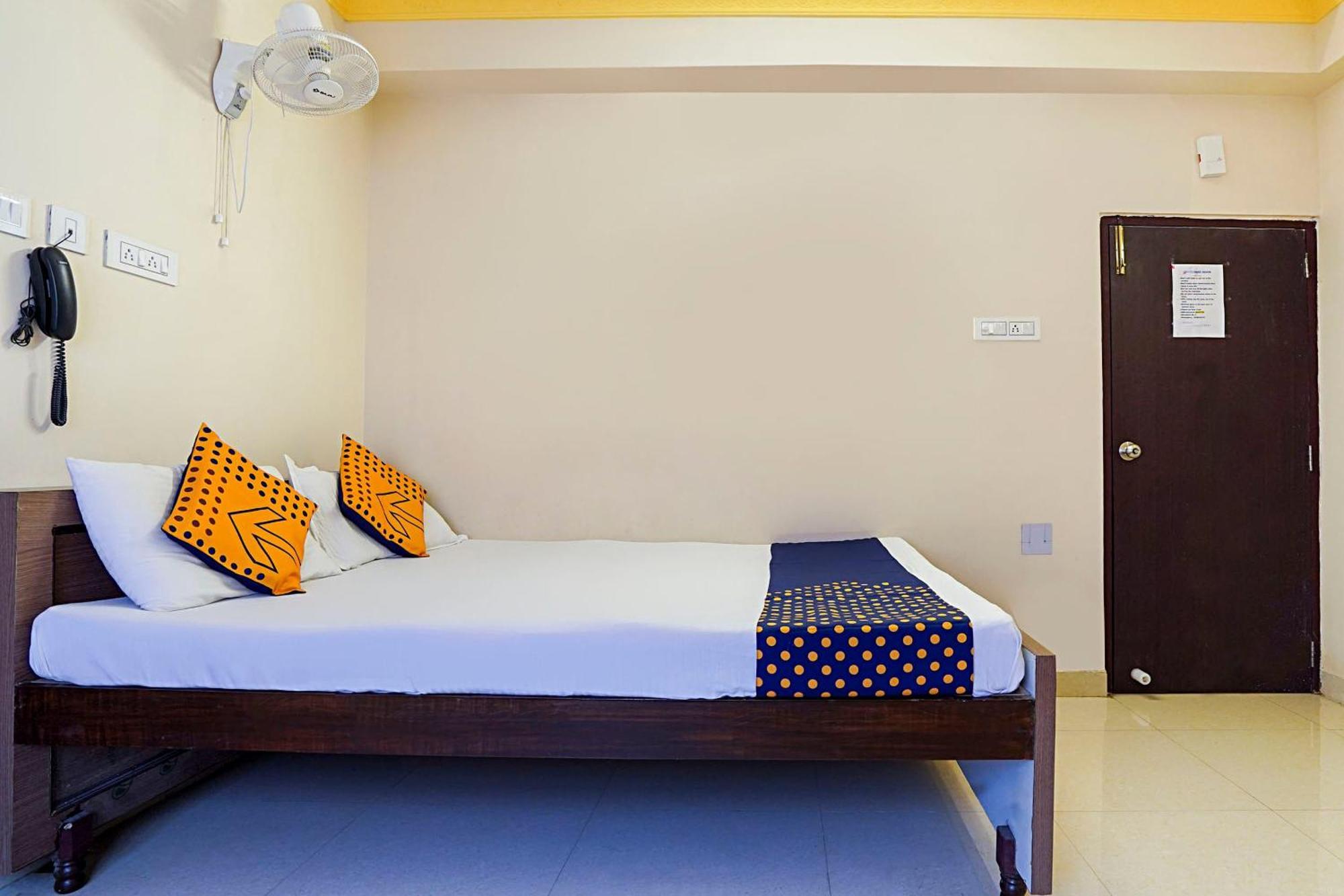 Hotel O Trisha Guest House Dum Dum Екстериор снимка