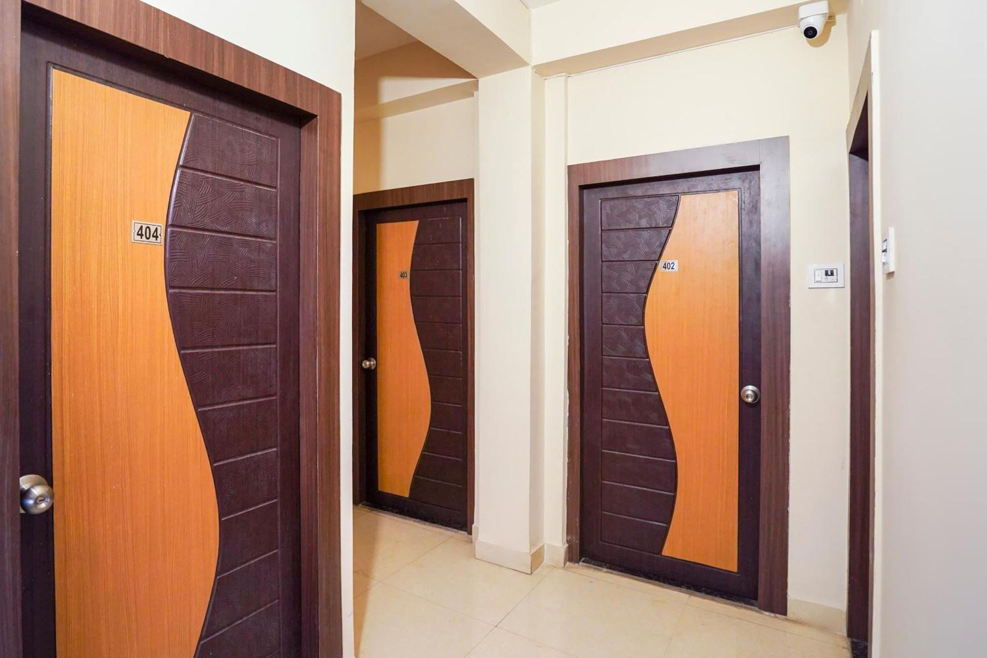 Hotel O Trisha Guest House Dum Dum Екстериор снимка