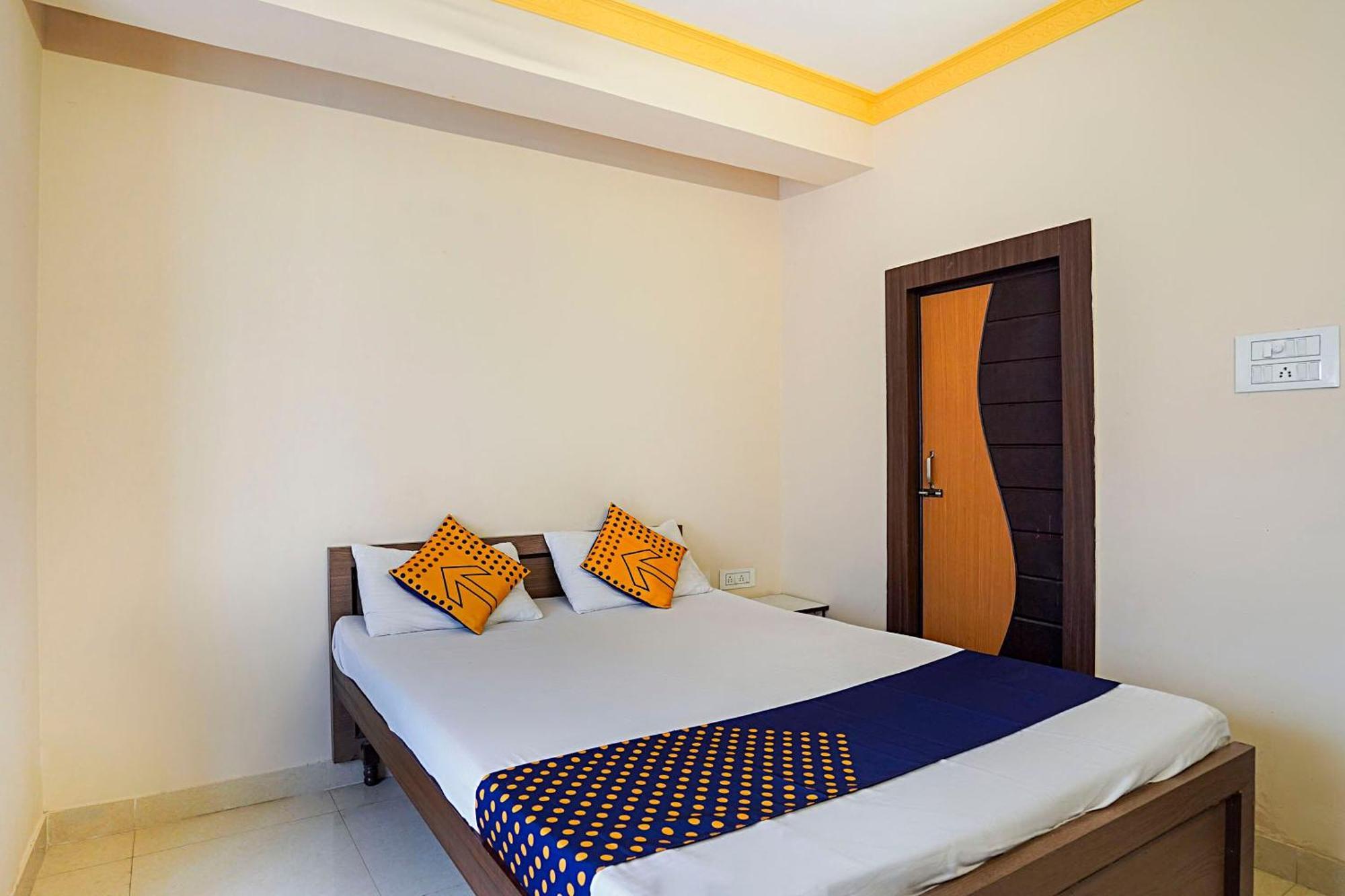 Hotel O Trisha Guest House Dum Dum Екстериор снимка