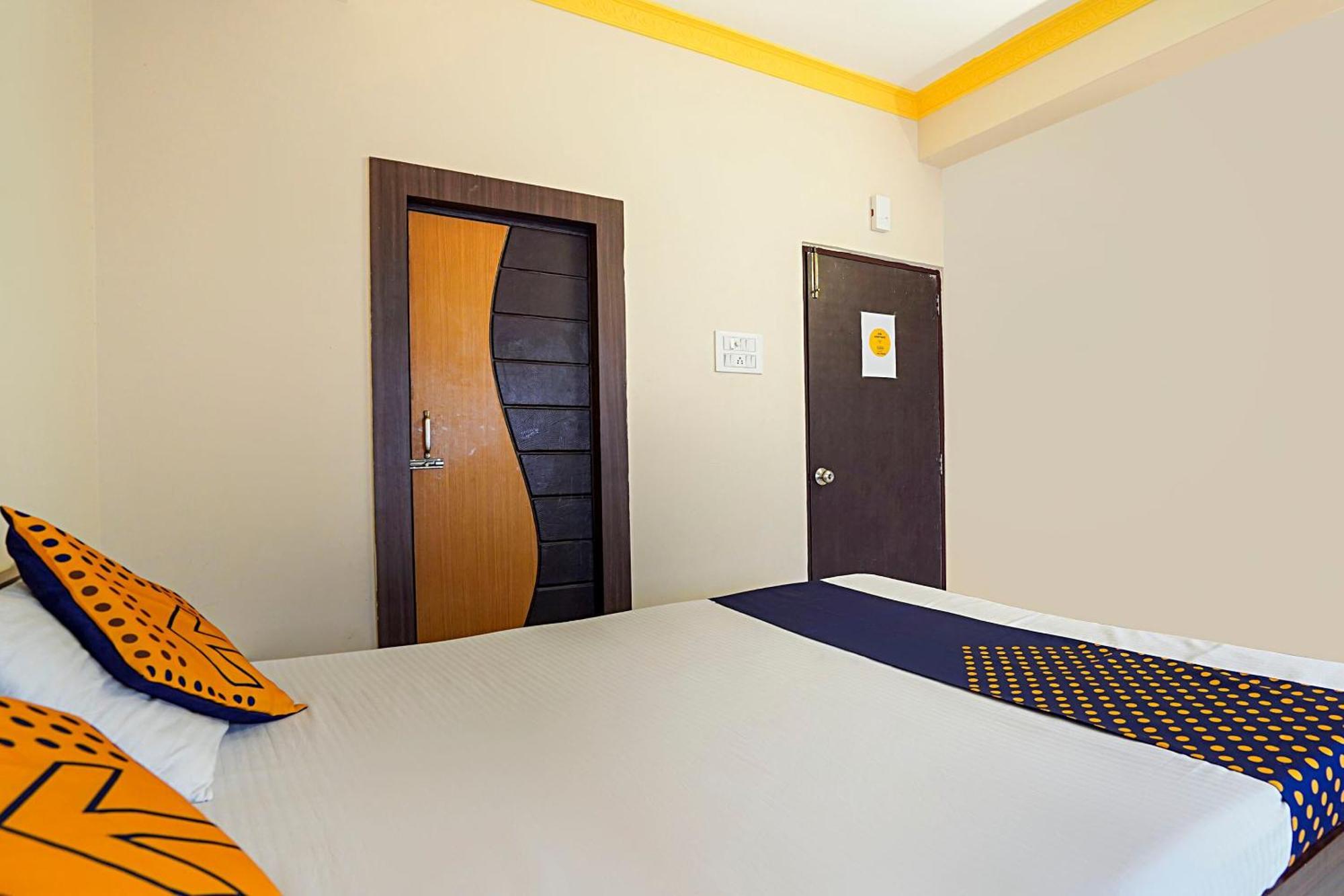 Hotel O Trisha Guest House Dum Dum Екстериор снимка